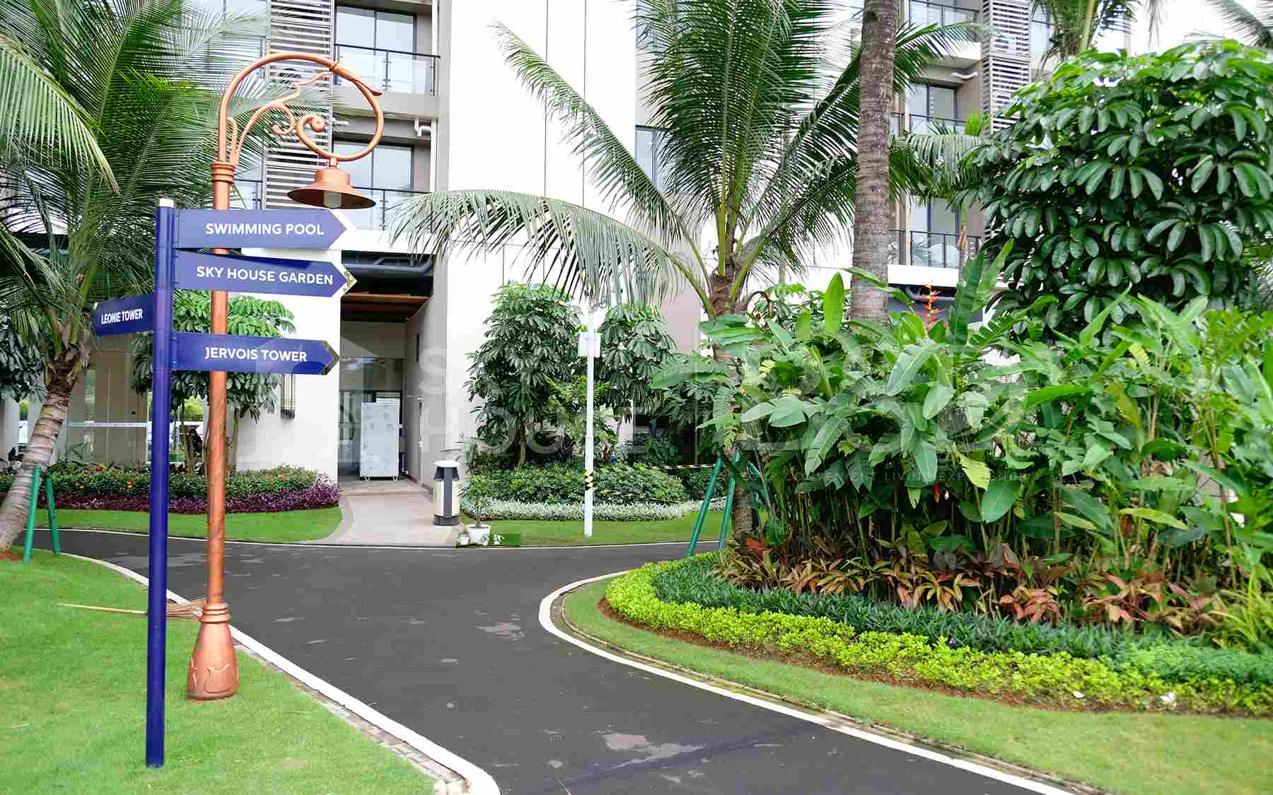 Sky-House-BSD_phase1-garden-(7)_11zon