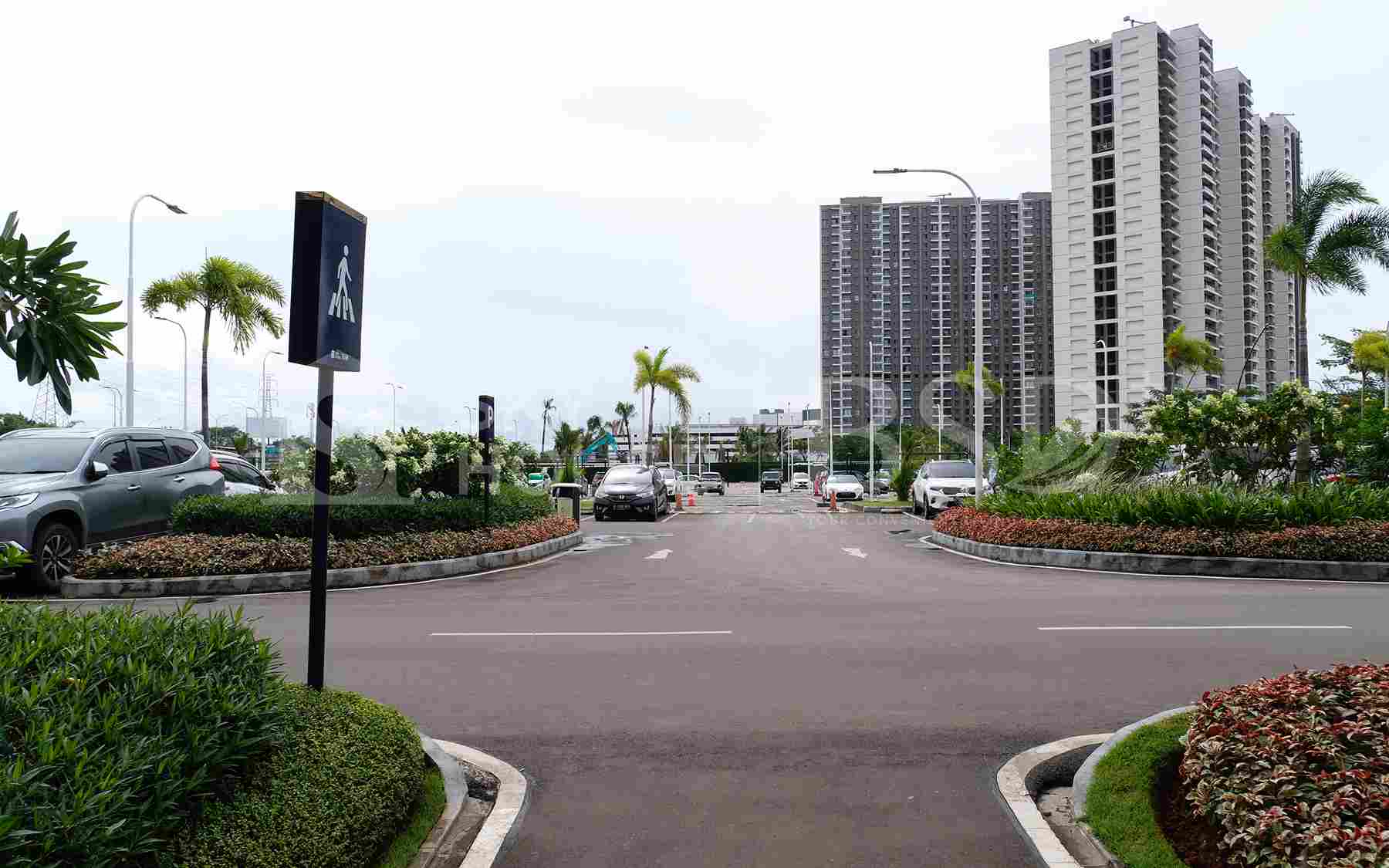 Sky-House-BSD_phase1-parking_11zon